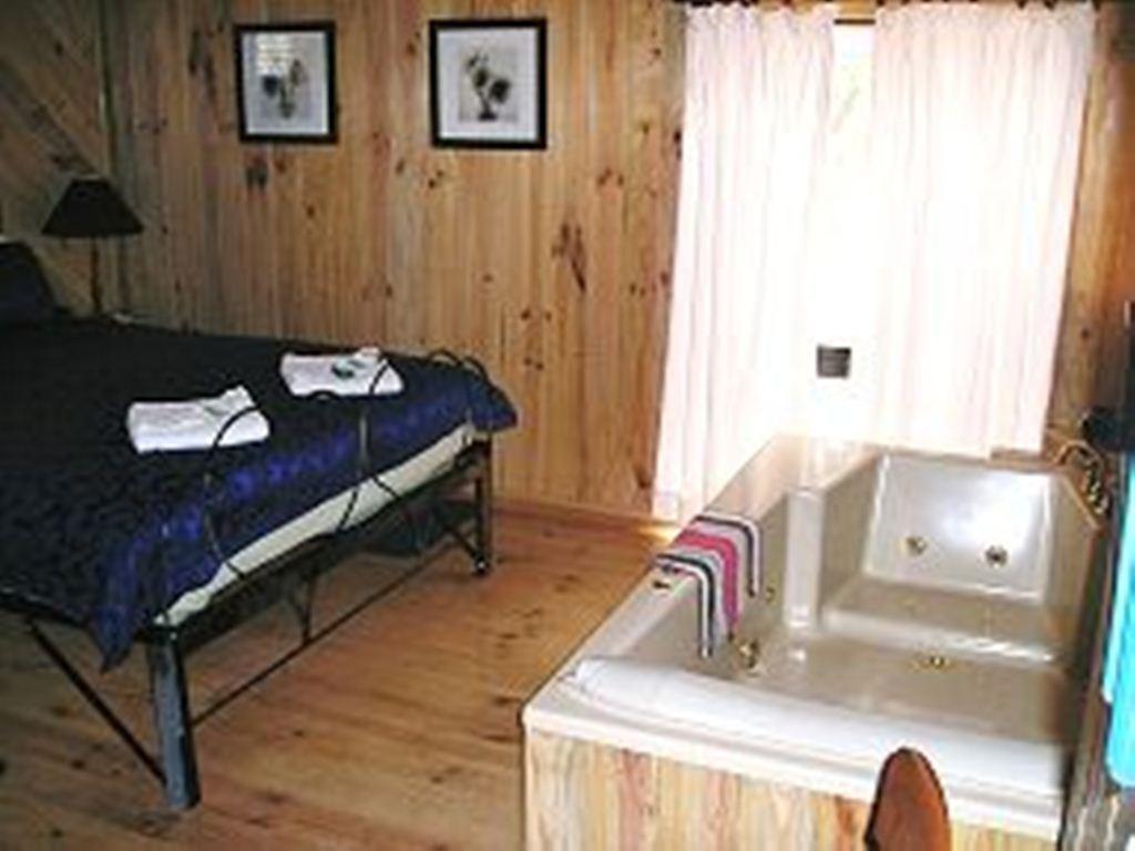 Moonbeam Cottages & Rainbow Cafe Moonambel Cameră foto